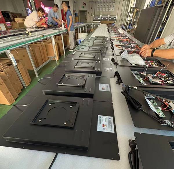 華邦瀛21.5寸廣告機(jī)